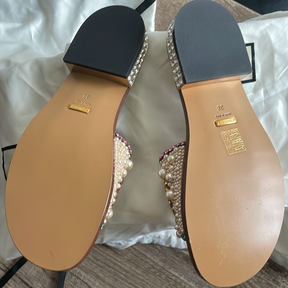 GUCCI LIMITED EDITION GUCCY LUPE PEARL CRYSTAL EMBELLISHED SLIDE SANDAL SIZE 38 - Picture 10 of 11